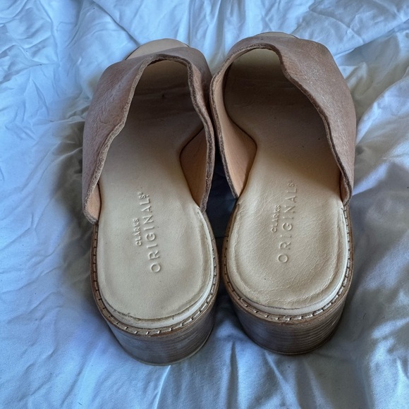 Clarks Originals Amara Sandstone Nude Slip On Mules Shoes Womens Size 8.5 - Picture 4 of 7